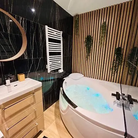 T4 Jolie Vue Avec Jaccuzzi Apartment Vitrolles  Exterior photo